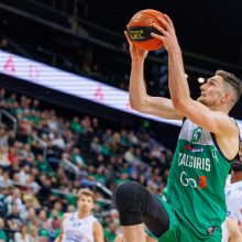 Ilgą laiką atsilikinėjęs „Žalgiris“ išvengė pasvaliečių niukso