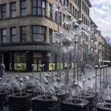 Praeivius vėl džiugina Laisvės alėjos fontano purslai