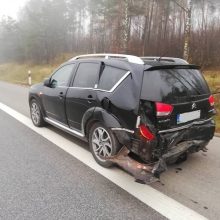 Greitkelyje susidūrė moterų vairuojami automobiliai, yra sužalotų