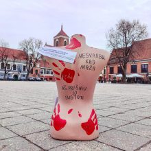Kaune – socialinė akcija, atkreipianti dėmesį į seksualinės prievartos aukas