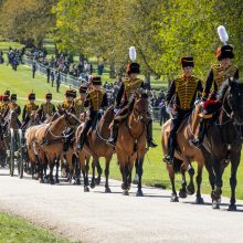 Britai ir visas pasaulis išlydėjo princą Philipą į paskutinę kelionę