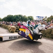 Paskelbta „Red Bull muilinių lenktynių“ programa