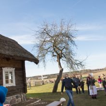 Liaudies buities muziejuje – linksma ir skani Gandrinių šventė