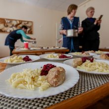 Darželiai bijo, kad teks laviruoti ant išlikimo ribos: tėvai šios naštos gali nepakelti