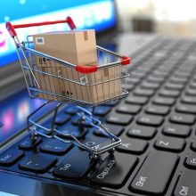 Stulbinama: per metus lietuviai internete išleido 2 mlrd. eurų – ir tai tik vieno banko duomenys