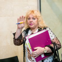 Ėjimas: D.Fedotova pati pasikvietė žiniasklaidą į Kauno apylinkės teisme nagrinėjamą jos bylą.