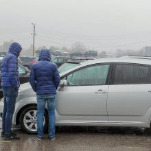 Absurdas: aferistai gerai žinomi, bet policija jų neįveikia