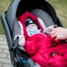 Viltis veda į Šveicariją: tėvai pasiruošę bet kam, kad Gustas išvystų pasaulį – padėti galite ir jūs