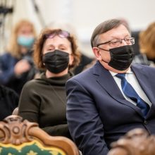 Narpliojo V. Adamkaus fenomeną: gerbėjai išgirdo netikėtų istorijų