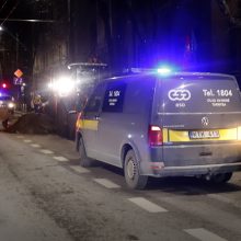 Į Kauno centrą sulėkė avarinės tarnybos: pažeistas dujotiekis