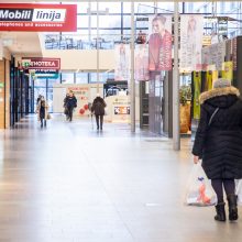 Vakcinavimas ledo rūmuose baigiasi – tęsiasi poliklinikoje, prasideda „Akropolyje“