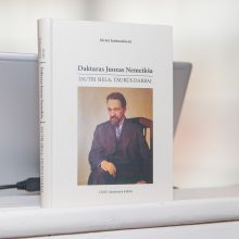 Knyga apie šviesuolį daktarą Juozuką: jautri siela, taurūs darbai
