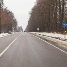 Viso kelio rekonstrukciją gaubia migla