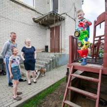 Pasižadėjo padaryti gera kitam – tapo dviejų vaikų globėja