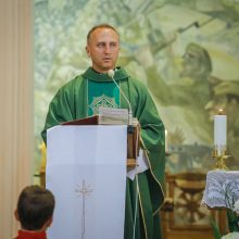 Kunigas V. Viktoravičius atsisveikino su klaipėdiečiais: jis tikras dvasios tėvas