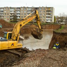 Kaune – vandentiekio avarija, vanduo užsuktas ir „Girstučio“ baseinui