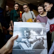 Maestro V. Kernagio vinilo plokštelių trilogiją užbaigė „Maža išpažintis“