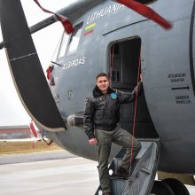 Karinių oro pajėgų pilotas: nuo „Boeing“ iki „Spartan“