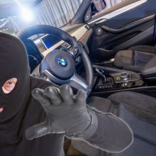 Vilniuje rastas pernai Didžiojoje Britanijoje pavogtas BMW