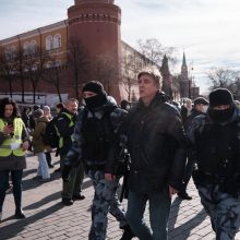 Rusijoje per vieną diena sulaikyta per 5 tūkst. protestuotojų prieš karą Ukrainoje
