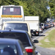 Seimas spręs, ar skatinti automobilių aikštelių įrengimą kurortuose