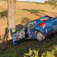 Už Raudondvario – kraupi avarija: į ligoninę išvežti du suaugusieji ir trimetė