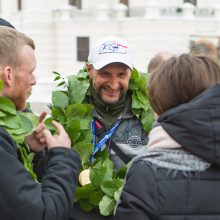 Rotušės aikštėje sutikti poledinės žūklės čempionai!