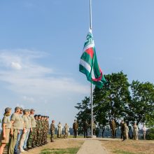 Ant Pelėdų kalno suplevėsavo šaulių vėliava