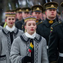 Minint Lietuvos vėliavos iškėlimo Gedimino pilies bokšte šimtmetį pagerbta trispalvė