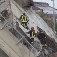 Po viaduko griūties Genujoje skelbia 12 mėnesių nepaprastąją padėtį