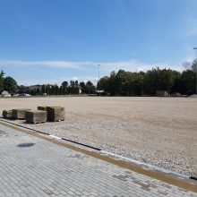 Dirbtinės futbolo dangos aikštė Kretingoje – šiemet