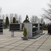 Permainos: Lietuvoje sparčiai populiarėja mirusiųjų kremavimas, kuris, manoma, ilgainiui išstums senąsias tradicijas – laidojimą karstuose.
