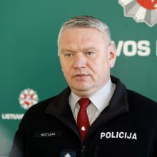 Jausmai: policijos viršininkas A.Motuzas labiausiai džiaugėsi, kad mergaitė atsirado.