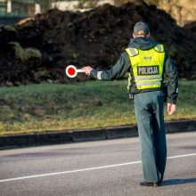 Balandį – didesnis policijos dėmesys ir vairuotojams, ir pėstiesiems