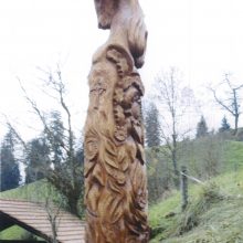 Šveicarams – lietuviška ąžuolo skulptūra