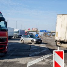 Ant Garliavos viaduko – tragiška avarija: žuvo BMW vairuotojas 