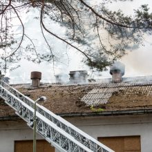 Įtartinas gaisras Panemunėje: tyrimą perėmė policija