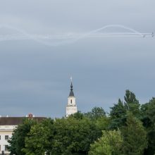 Oras pakoregavo Kauno aviacijos šventės programą