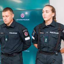 Policija pristatė naujas pareigūnų uniformas