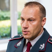 Policija pristatė naujas pareigūnų uniformas