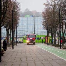 Tikrinti mįslingo kvapo į Laisvės alėją skubėjo nemažos ugniagesių pajėgos