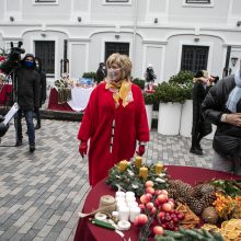 Vilniuje atidaryta virtuali labdaros Kalėdų mugė: šiemet laukiama milžiniškos paramos