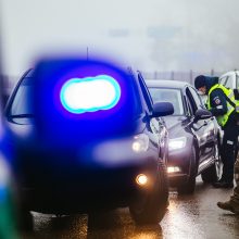 Policija postuose apsuko 3,2 tūkst. automobilių: piktybiškų vairuotojų buvo mažai