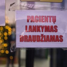 Gydymo įstaigose ribojamas pacientų lankymas: išimtis – atsisveikinimui su ligoniu