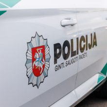 Radviliškio savivaldybės pastate vyras tvirtina buvęs užpultas viešosios tvarkos pareigūnų