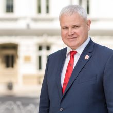 V. Grubliauskas: taikių, šviesių ir jaukių šv. Velykų!