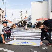 Rugsėjo 1-ąją sostinės perėjose moksleivius pasitiks spalvingi piešiniai