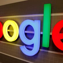 Rusijos teismas skyrė „Google“ baudą