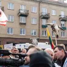 Prie Seimo 1 tūkst. pieno gamintojų reikalauja paramos, K. Navicko pasitraukimo