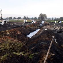 Per naftotiekio gaisrą Meksikoje žuvusių žmonių skaičius išaugo iki 115